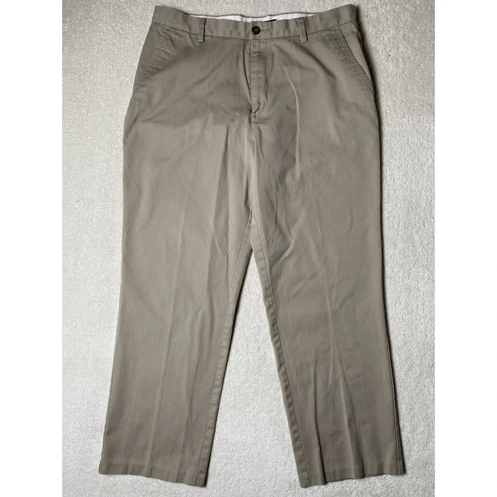 Dockers D3 Classic Fit Khaki Chino Pants Men's 35x30 Flat Front Casual Tan